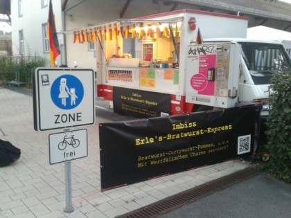 Photo: Erle's Bratwurst-Express